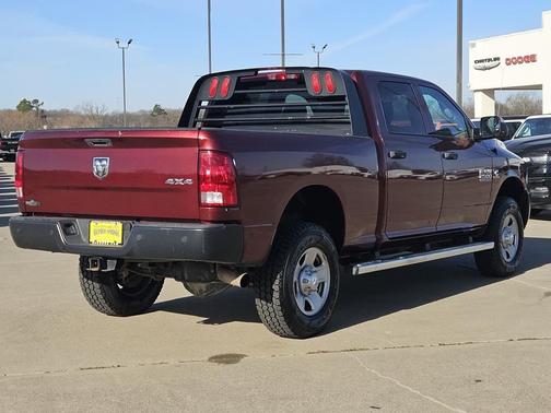 2017 RAM 2500 Tradesman Crew Cab 4x4 6'4' Box