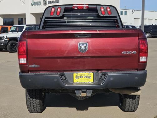 2017 RAM 2500 Tradesman Crew Cab 4x4 6'4' Box