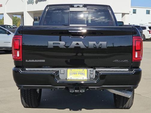 2026 RAM 2500 Laramie Crew Cab 4x4 6'4' Box