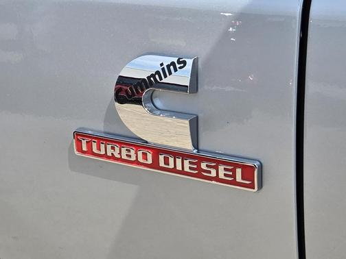 2026 RAM 2500 Tradesman Crew Cab 4x4 6'4' Box