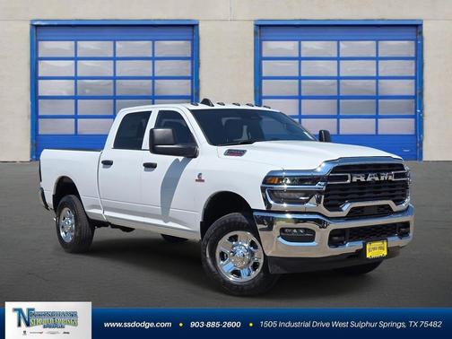 2026 RAM 2500 Tradesman Crew Cab 4x4 6'4' Box