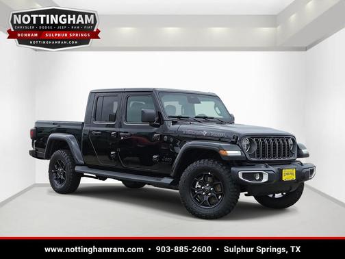 Black Clearcoat 2026 Jeep Gladiator Texas Trail 4x4