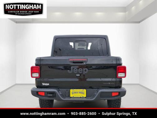 Black Clearcoat 2026 Jeep Gladiator Texas Trail 4x4