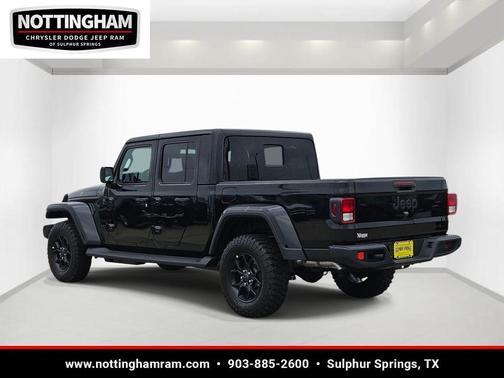 Black Clearcoat 2026 Jeep Gladiator Texas Trail 4x4