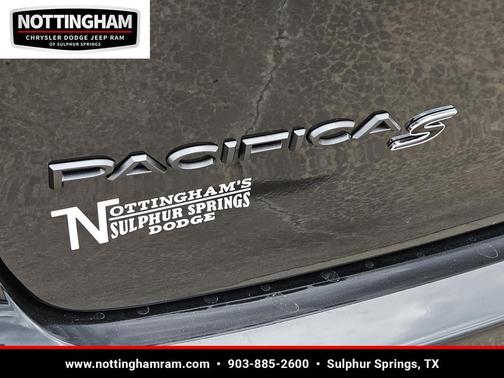 2026 Chrysler Pacifica L
