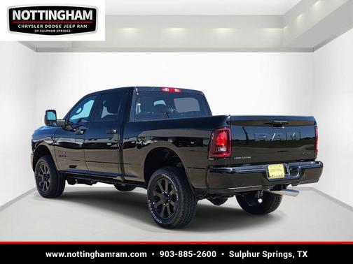 Diamond Black Crystal Pearlcoat 2026 RAM 2500 Lone Star Crew Cab 4x4 6'4' Box