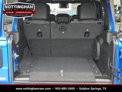 Hydro Blue Pearlcoat 2026 Jeep Wrangler Rubicon