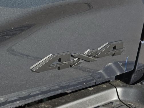 2026 RAM 2500 Tradesman Crew Cab 4x4 6'4' Box