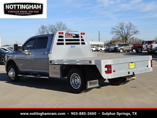 2023 RAM 3500 Laramie Crew Cab 4x4 8' Box