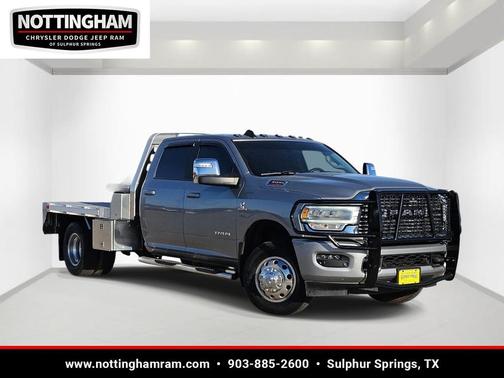 Billet Silver Metallic Clearcoat 2023 RAM 3500 Laramie Crew Cab 4x4 8' Box