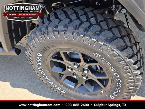 Granite Crystal Metallic Clearcoat 2025 Jeep Gladiator Willys