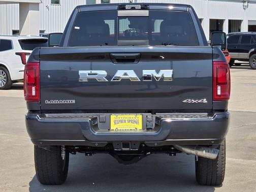 2026 RAM 2500 Laramie Crew Cab 4x4 6'4' Box