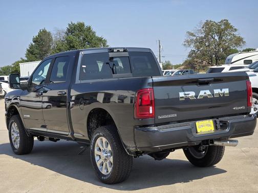 2026 RAM 2500 Laramie Crew Cab 4x4 6'4' Box