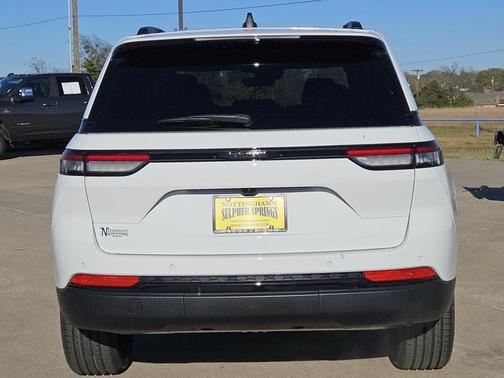 2025 Jeep Grand Cherokee Altitude