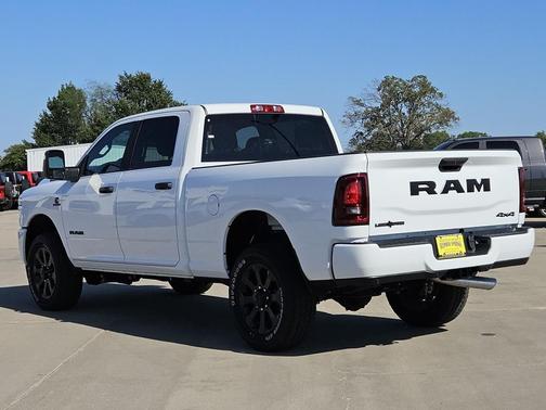 2026 RAM 2500 Lone Star Crew Cab 4x4 6'4' Box