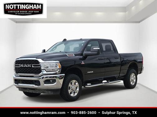 Diamond Black Crystal Pearlcoat 2024 RAM 2500 Big Horn Crew Cab 4x4 6'4' Box