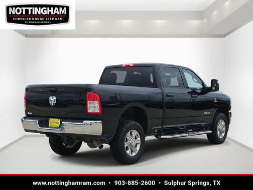 Diamond Black Crystal Pearlcoat 2024 RAM 2500 Big Horn Crew Cab 4x4 6'4' Box