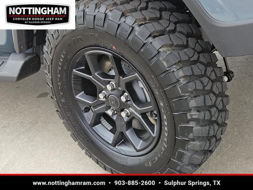 Anvil Clearcoat 2026 Jeep Gladiator Texas Trail 4x4