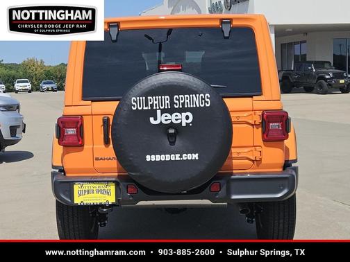 2025 Jeep Wrangler 4-Door Sahara 4x4