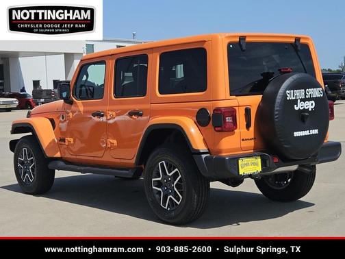 2025 Jeep Wrangler 4-Door Sahara 4x4