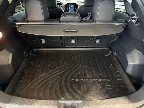 Crystal White Pearl 2024 Subaru Crosstrek Limited