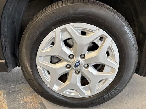 Magnetite Gray 2022 Subaru Forester Base