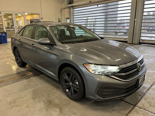 2023 Volkswagen Jetta 1.5T SE