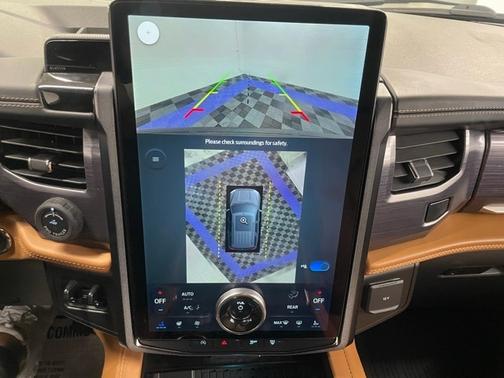 2022 Ford Expedition PLATINUM