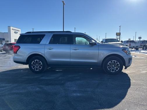 2024 Ford Expedition XLT