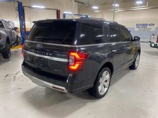 2024 Ford Expedition PLATINUM