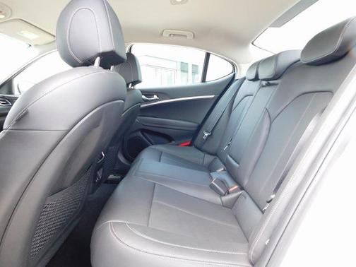 2026 Genesis G70 2.5T RWD