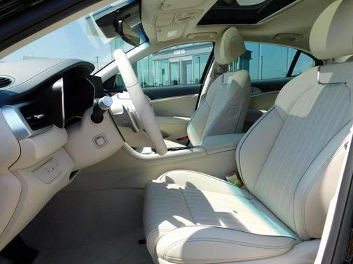 2026 Genesis G70 2.5T RWD Prestige