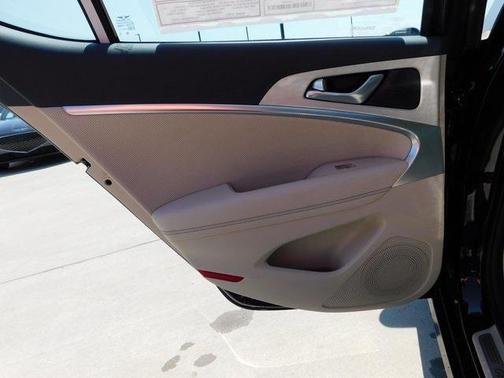 2026 Genesis G70 2.5T RWD Prestige