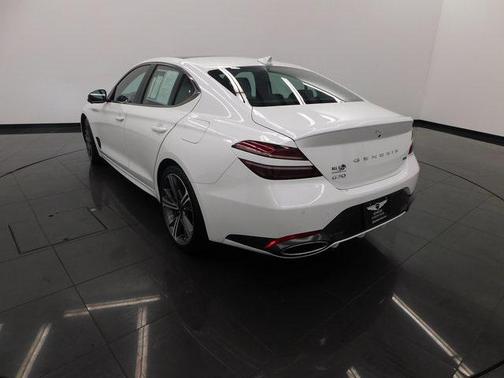 2025 Genesis G70 3.3T RWD Sport Advanced