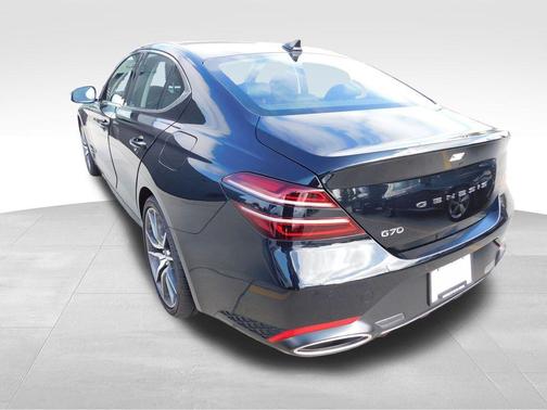 2026 Genesis G70 2.5T RWD Prestige