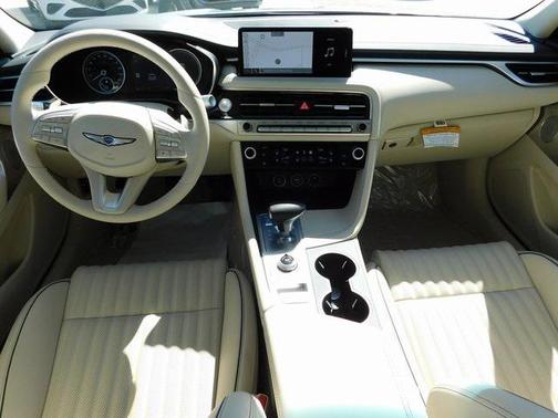 2026 Genesis G70 2.5T RWD Prestige