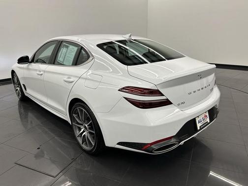 2025 Genesis G70 2.5T RWD