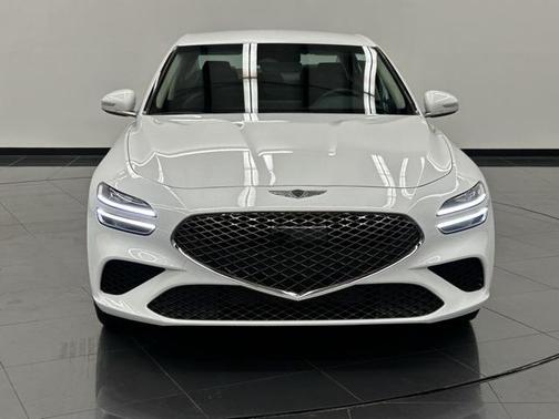2025 Genesis G70 2.5T RWD