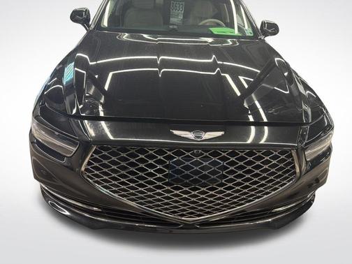 Vik Black 2022 Genesis G90 5.0 Ultimate