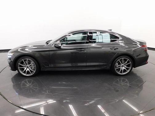 2026 Genesis G70 2.5T RWD