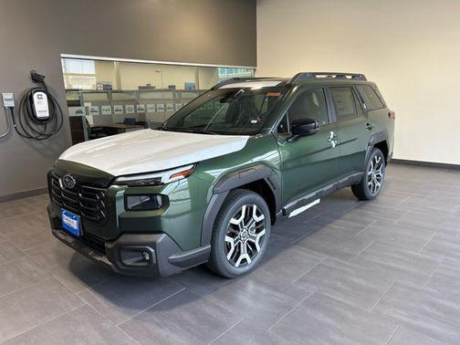 Deep Emerald Green Pearl 2026 Subaru Outback Touring XT