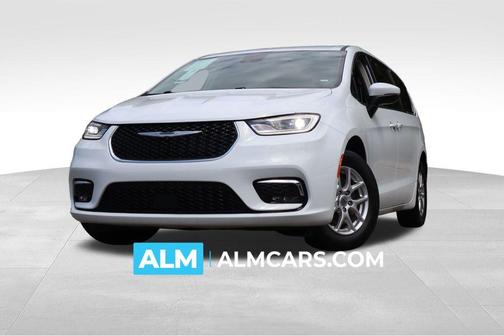 2023 Chrysler Pacifica Touring-L