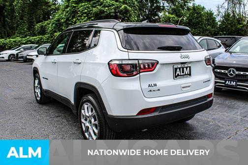 Bright White Clearcoat 2025 Jeep Compass Limited