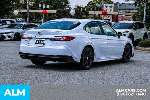 2025 Toyota Camry SE