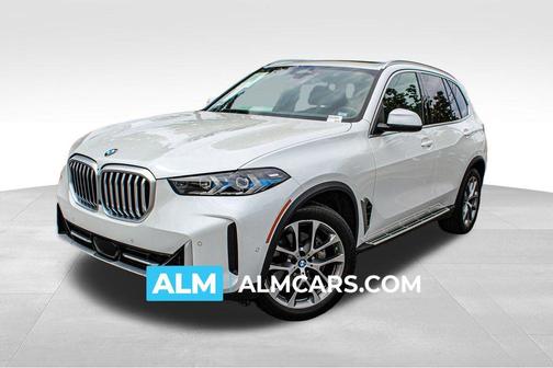 White Metallic 2024 BMW X5 sDrive40i