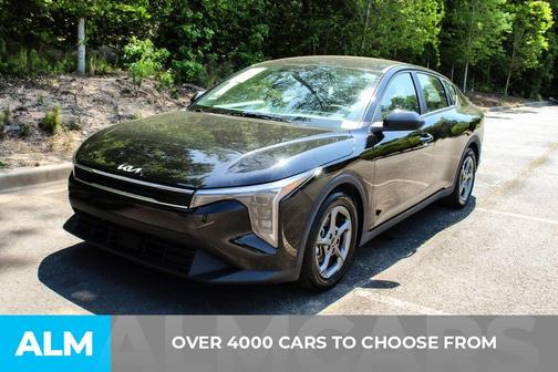 Aurora Black Pearl 2025 Kia K4