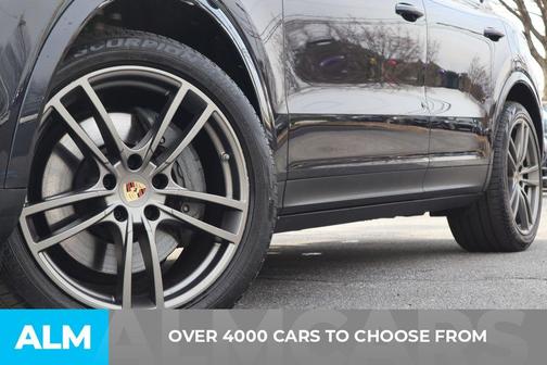 2023 Porsche Cayenne S Platinum Edition