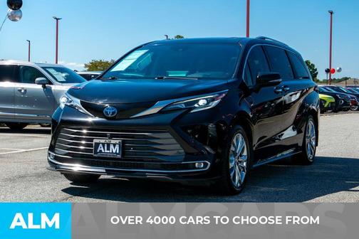 2023 Toyota Sienna Platinum 7 passenger