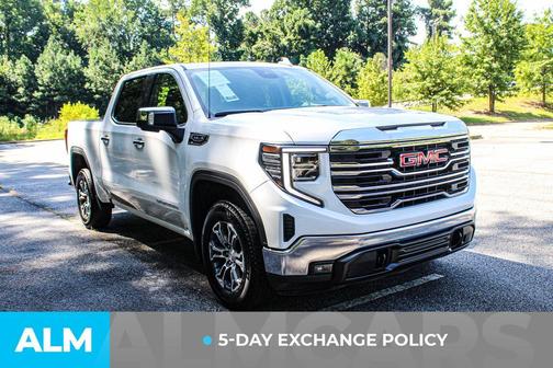 Summit White 2026 GMC Sierra 1500 SLT