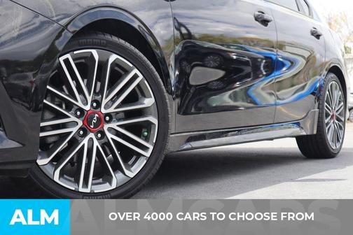 Aurora Black Pearl 2023 Kia Forte GT